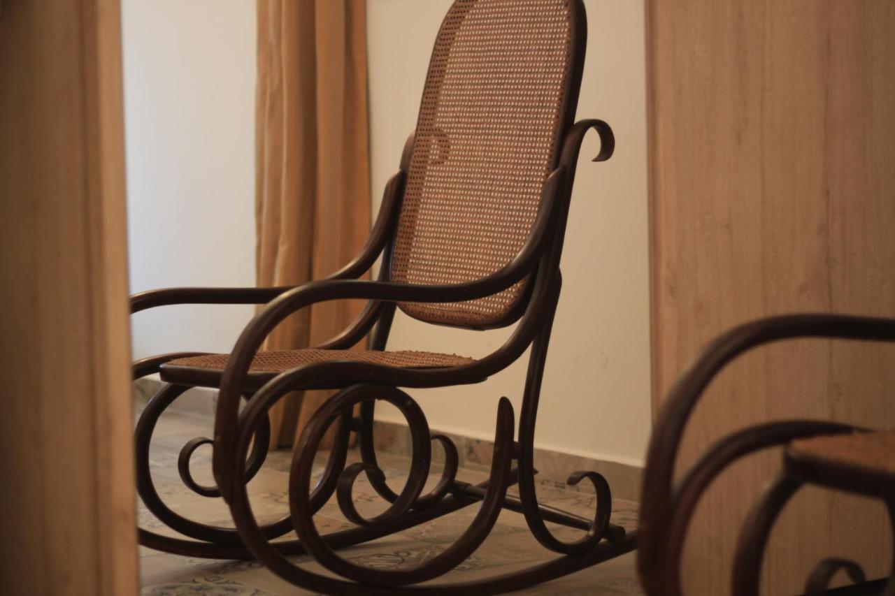 Giljana Ensuite Rooms Shared Terrace & Kitchen Saint Julian's 外观 照片