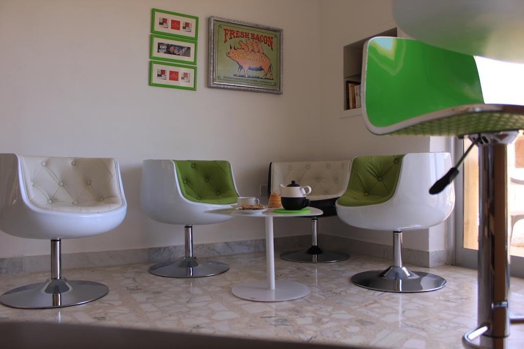 Giljana Ensuite Rooms Shared Terrace & Kitchen Saint Julian's 外观 照片